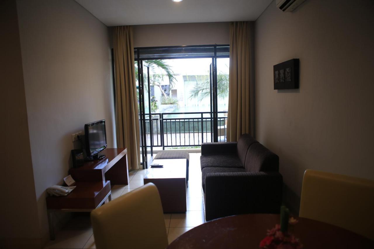 Grand Kuta Hotel and Residence Legian  Bagian luar foto