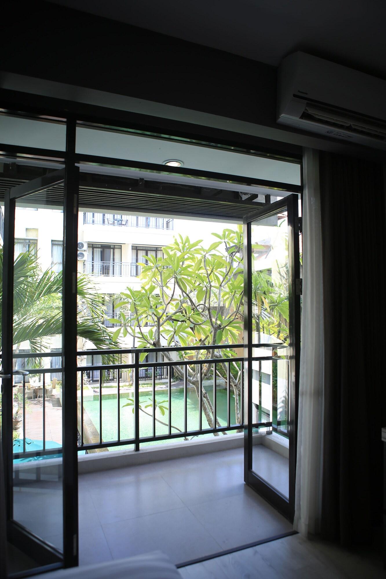 Grand Kuta Hotel and Residence Legian  Bagian luar foto