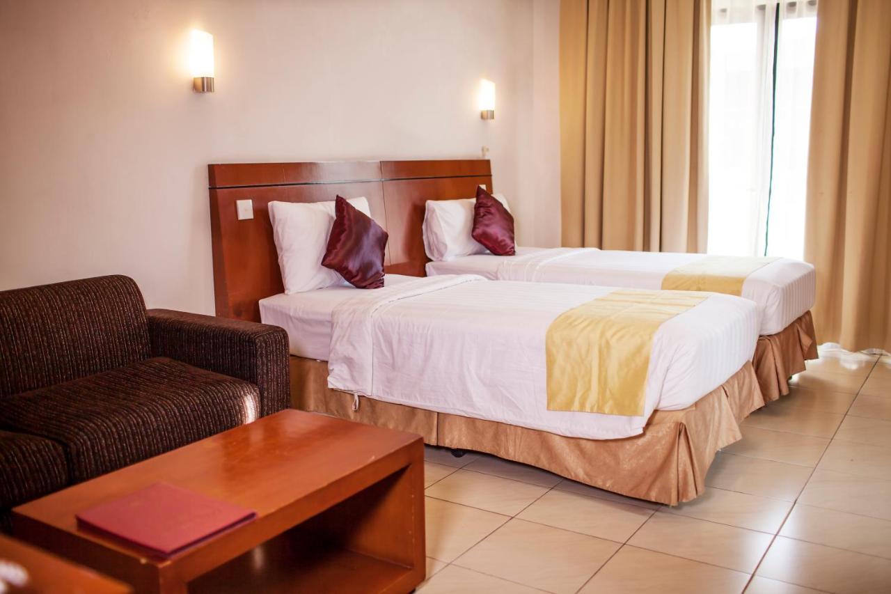 Grand Kuta Hotel and Residence Legian  Bagian luar foto
