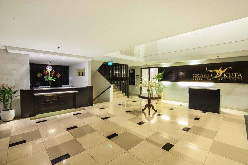 Grand Kuta Hotel and Residence Legian  Bagian luar foto