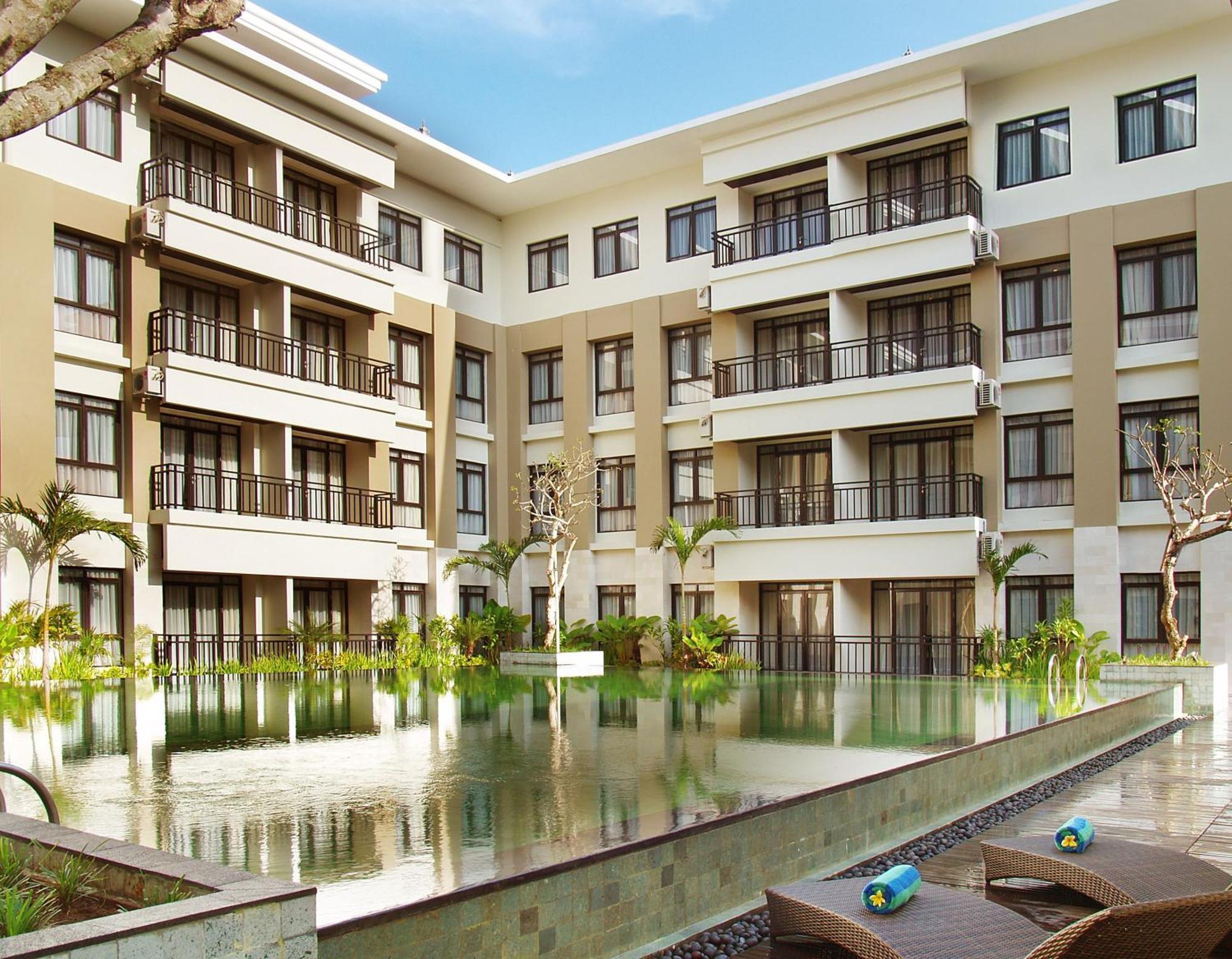 Grand Kuta Hotel and Residence Legian  Bagian luar foto